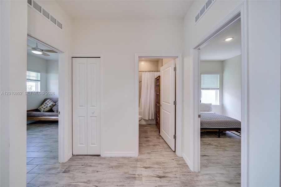 Spacious, unfurnished interior of a new home in , Port St. Lucie (Image 21).