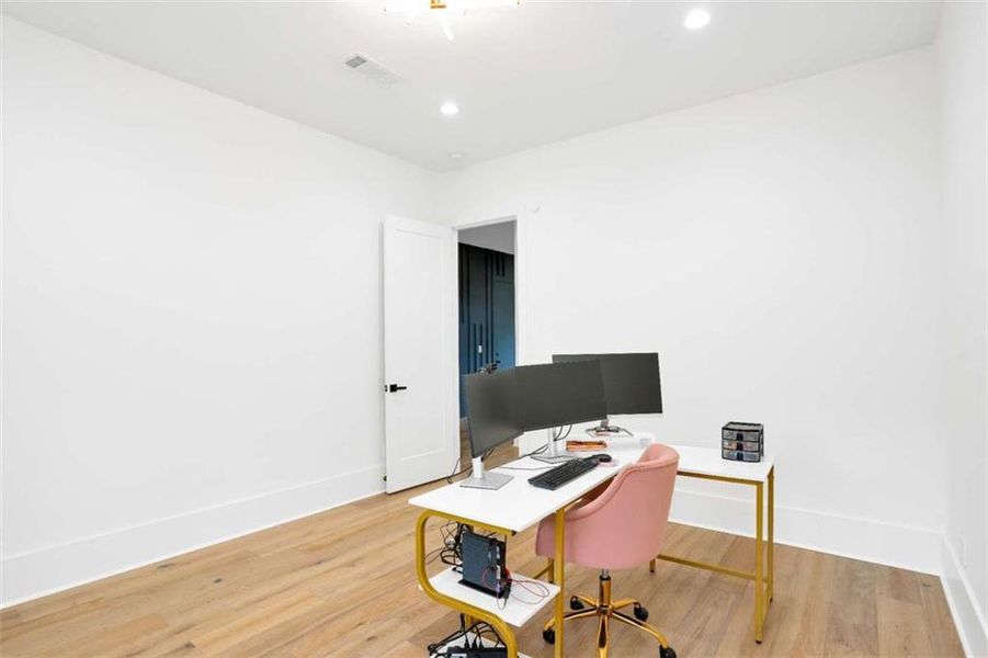 Furnished interior view inside a new home in , Atlanta (Image 10).