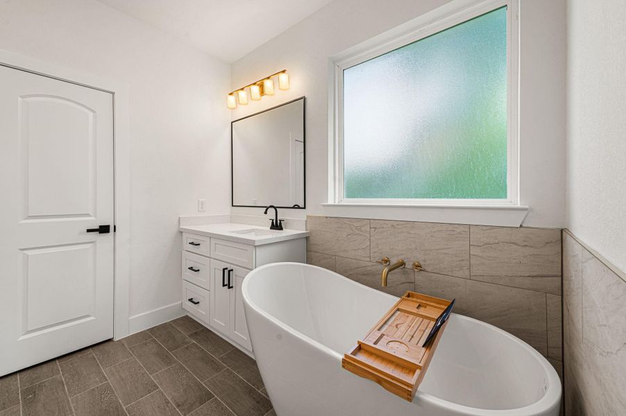 Indulgent soaking tub to enjoy after a long day!