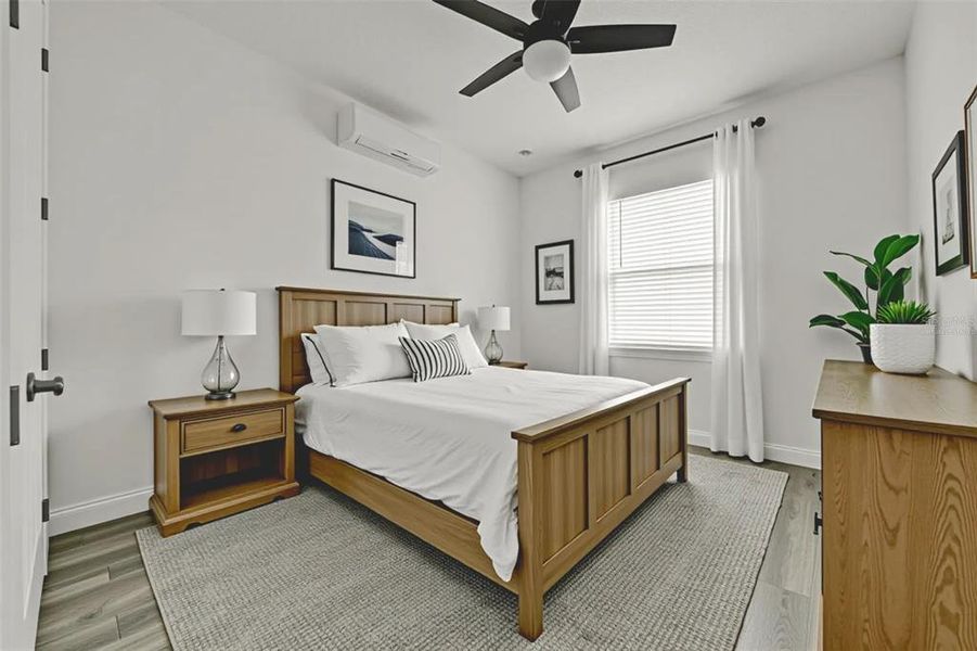 Furnished interior view inside a new home in , Orlando (Image 8).