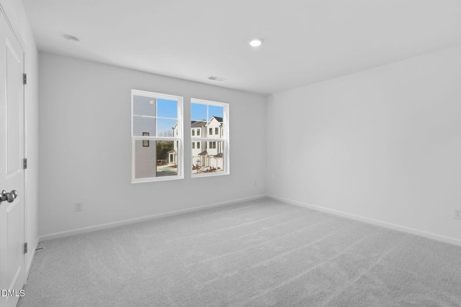 SUN_ElmGrove_Pic_Jackson_QMI_24_Owners_2