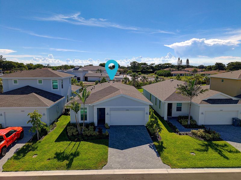 Image 13 of a home in . Image 13 of a home in .