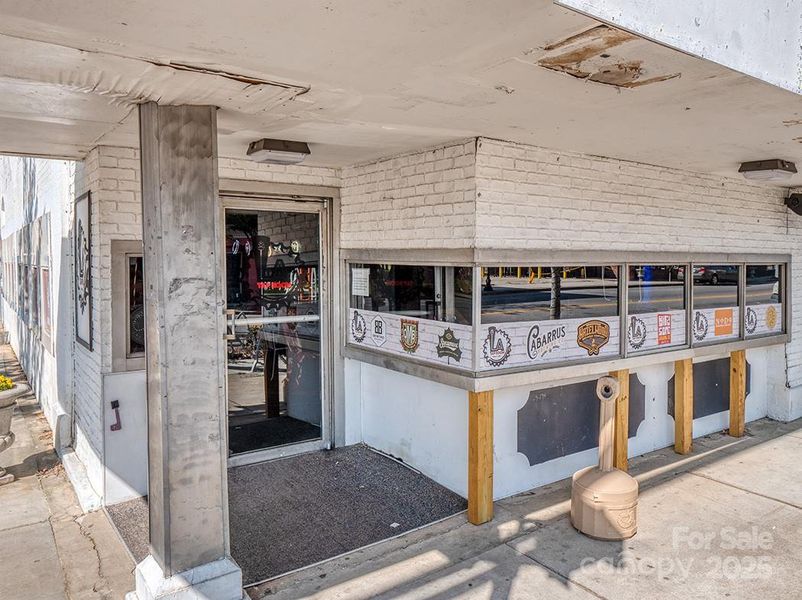 Image 29 of a home in .