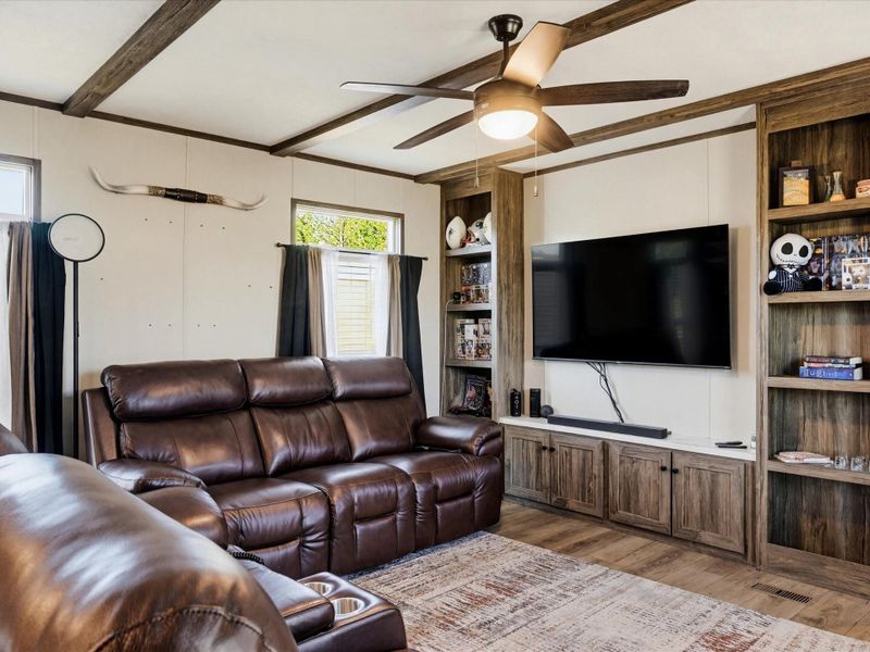 Furnished interior view inside a new home in , Conroe (Image 16). Furnished interior view inside a new home in , Conroe (Image 16).
