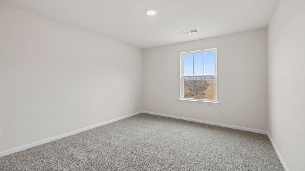 Spacious, unfurnished interior of a new home in Cedar Gap, Fountain Inn (Image 25).