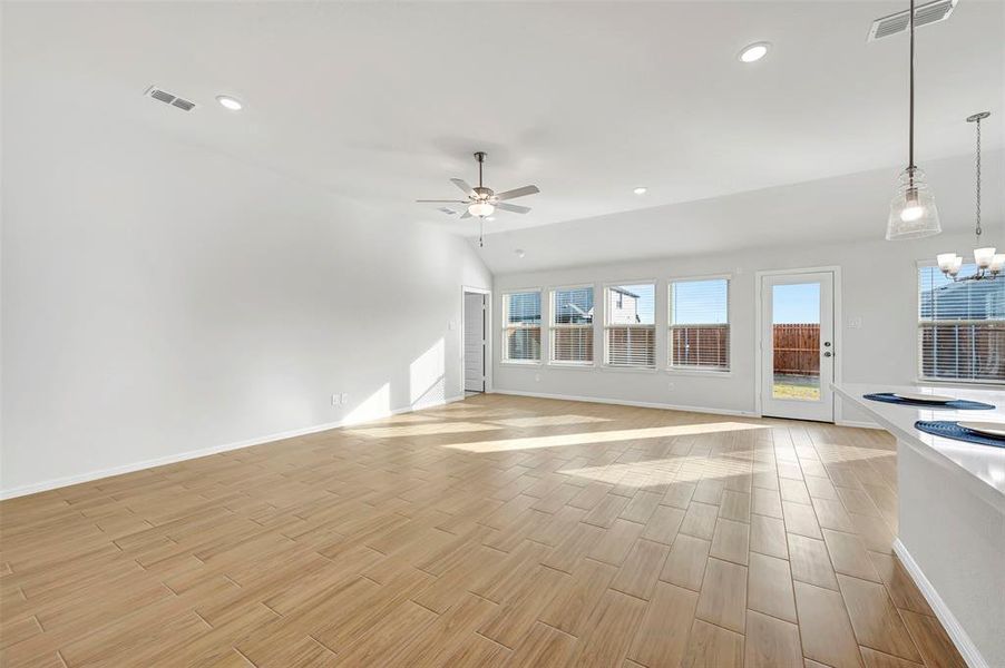 Spacious, unfurnished interior of a new home in Verandah, Royse City (Image 15).