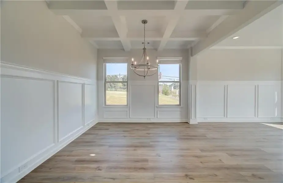 Spacious, unfurnished interior of a new home in Grandview at Millers Mill, Stockbridge (Image 13).