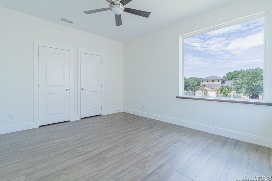 Spacious, unfurnished interior of a new home in , San Antonio (Image 25). Spacious, unfurnished interior of a new home in , San Antonio (Image 25).