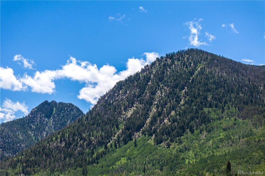 Image 16 of a home in .