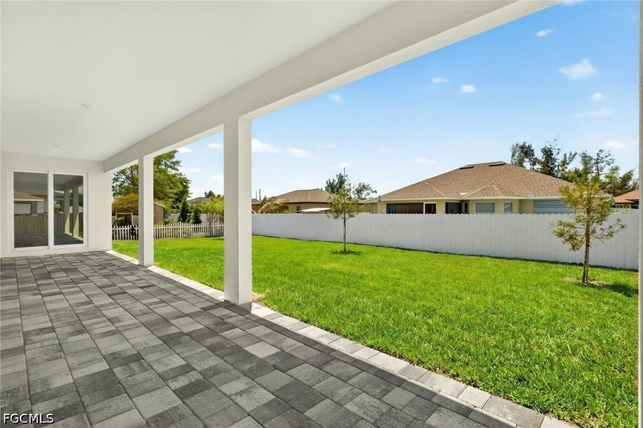 Exterior details and patio area of a home in Cape Coral, Cape Coral (Image 21).