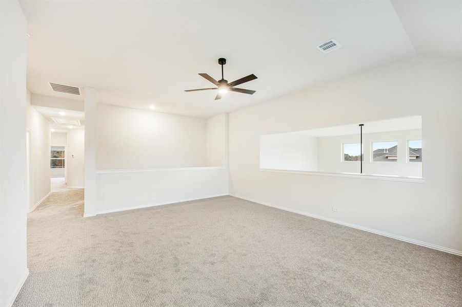 Spacious, unfurnished interior of a new home in East Oak Creek 60-65, Commerce (Image 29). Spacious, unfurnished interior of a new home in East Oak Creek 60-65, Commerce (Image 29).