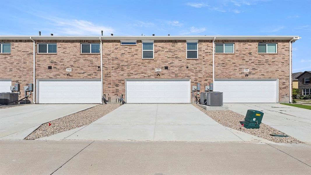 25. 3703 Star Mesa - Back 25. 3703 Star Mesa - Back