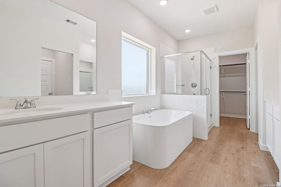 Furnished interior view inside a new home in Jordan's Ranch, San Antonio (Image 4).