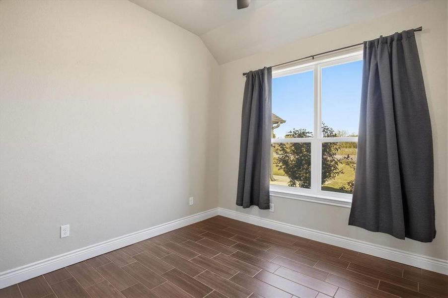 Spacious, unfurnished interior of a new home in , Granbury (Image 31).