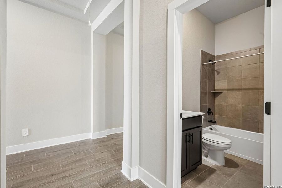 Furnished interior view inside a new home in Sagebrooke - Classic Series, San Antonio (Image 14).