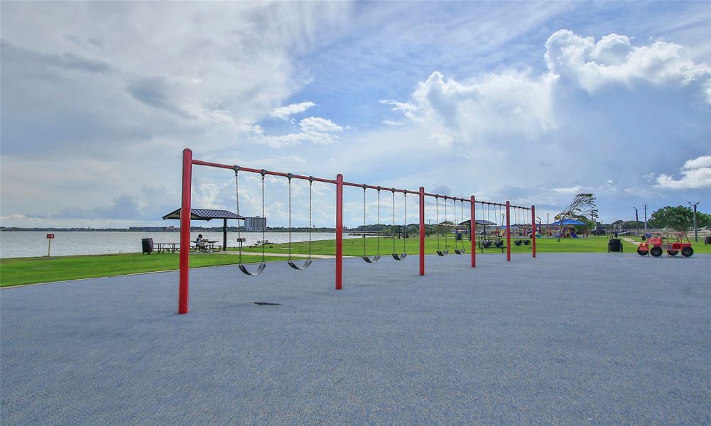 Community amenities in Ellis Cove, Seabrook (Image 20).