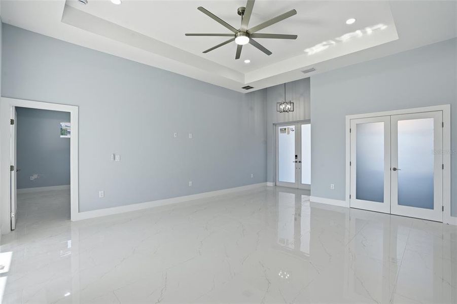 Spacious, unfurnished interior of a new home in , Lehigh Acres (Image 17).