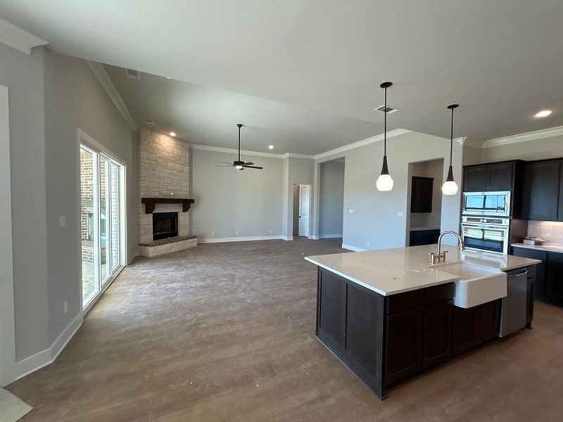 Furnished interior view inside a new home in Creekview Addition, Van Alstyne (Image 6).