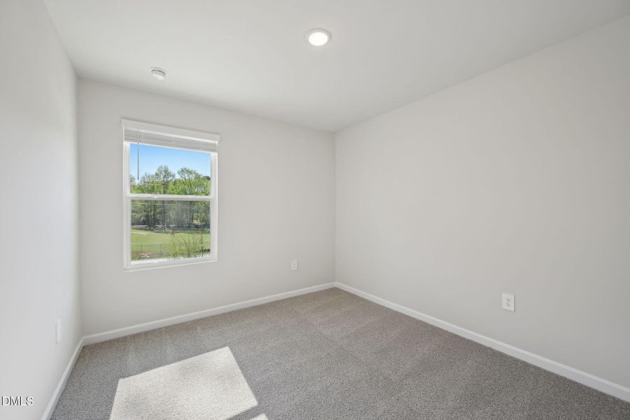 20.1 - Secondary Bedroom