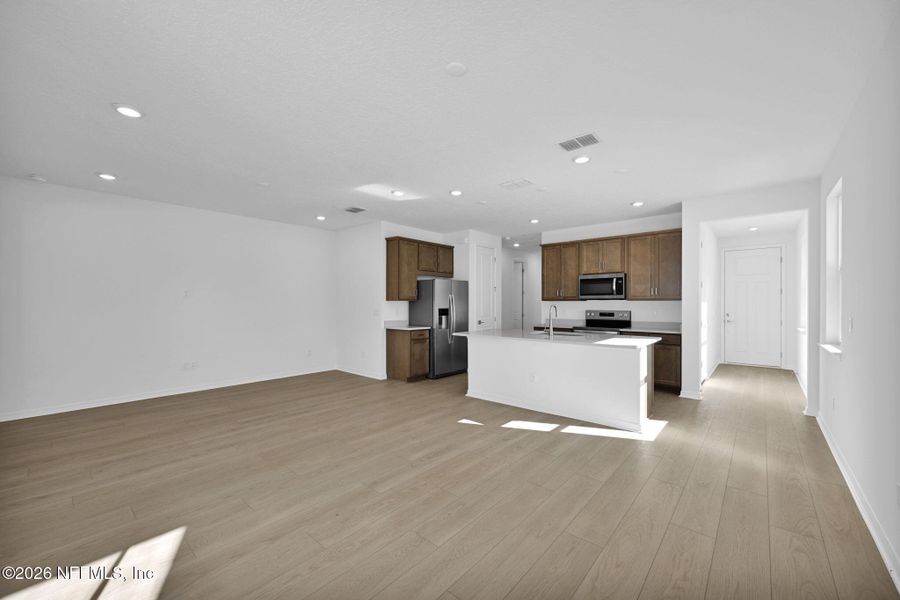 Spacious, unfurnished interior of a new home in Murray Farms, Middleburg (Image 22). Spacious, unfurnished interior of a new home in Murray Farms, Middleburg (Image 22).