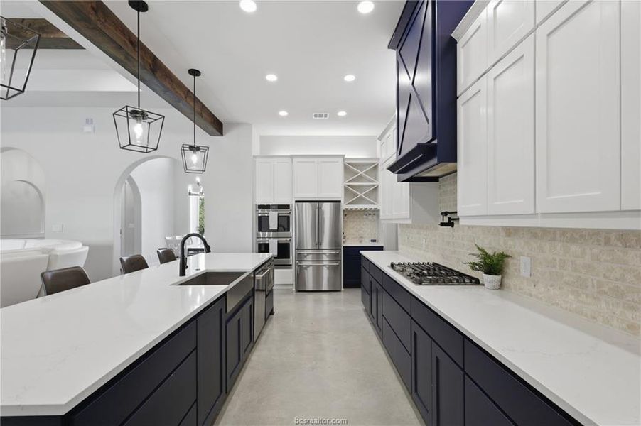 Furnished interior view inside a new home in , Bryan (Image 14).