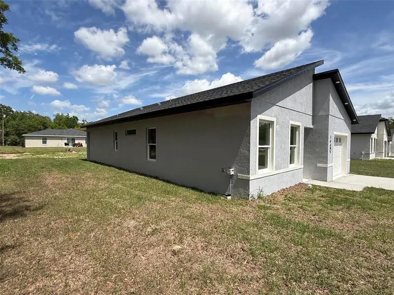 Exterior details and patio area of a home in , Ocala (Image 3). Exterior details and patio area of a home in , Ocala (Image 3).
