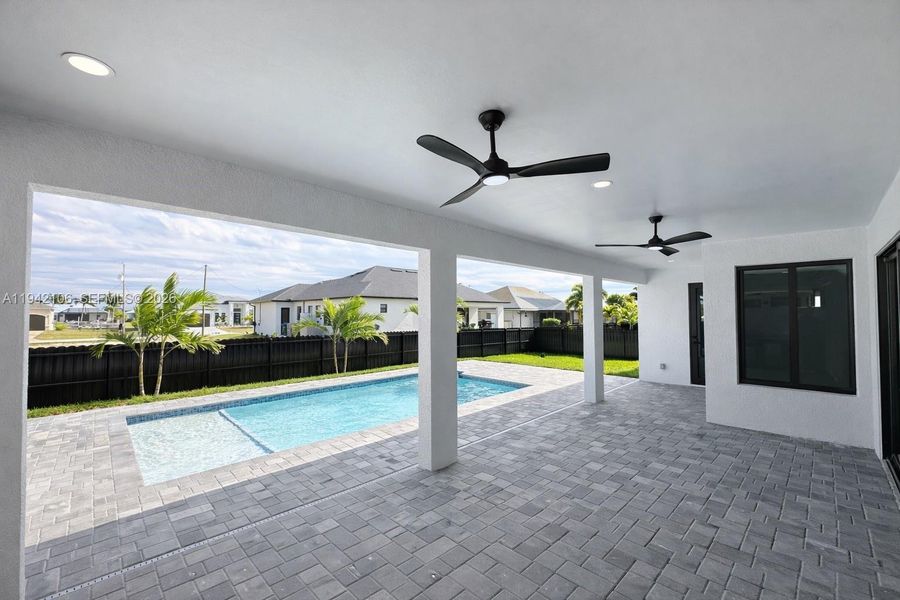 Image 33 of a home in .