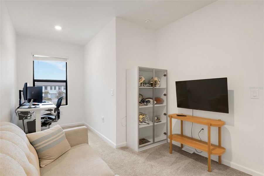 Furnished interior view inside a new home in , Sarasota (Image 7).