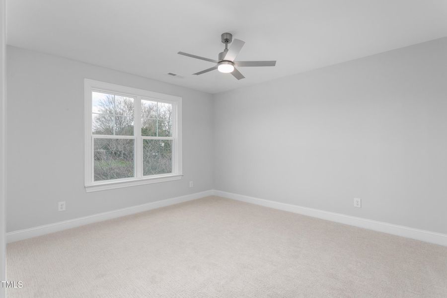 1246 Jamestowne Drive-35