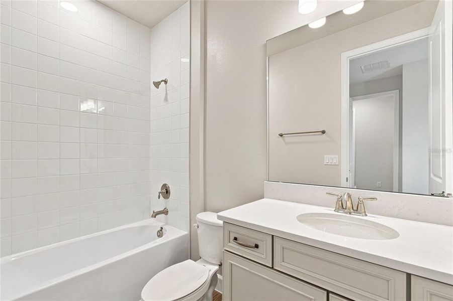 Furnished interior view inside a new home in Willow Run, Apopka (Image 8).