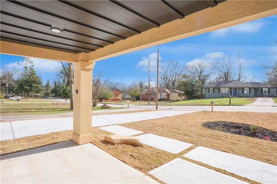 Exterior details and patio area of a home in , Decatur (Image 14).