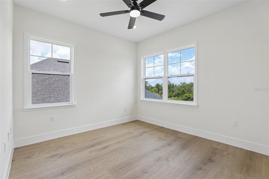Spacious, unfurnished interior of a new home in , Auburndale (Image 32).