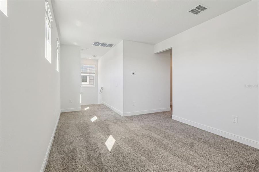 Spacious, unfurnished interior of a new home in , Clermont (Image 13). Spacious, unfurnished interior of a new home in , Clermont (Image 13).