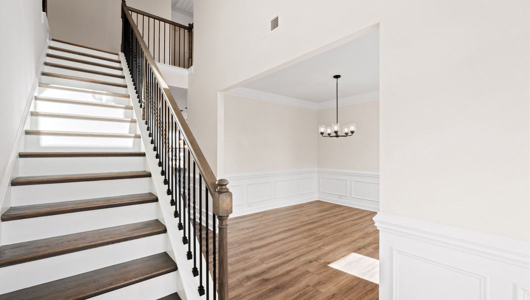 Spacious, unfurnished interior of a new home in Sunset Summits, Spartanburg (Image 17). Spacious, unfurnished interior of a new home in Sunset Summits, Spartanburg (Image 17).