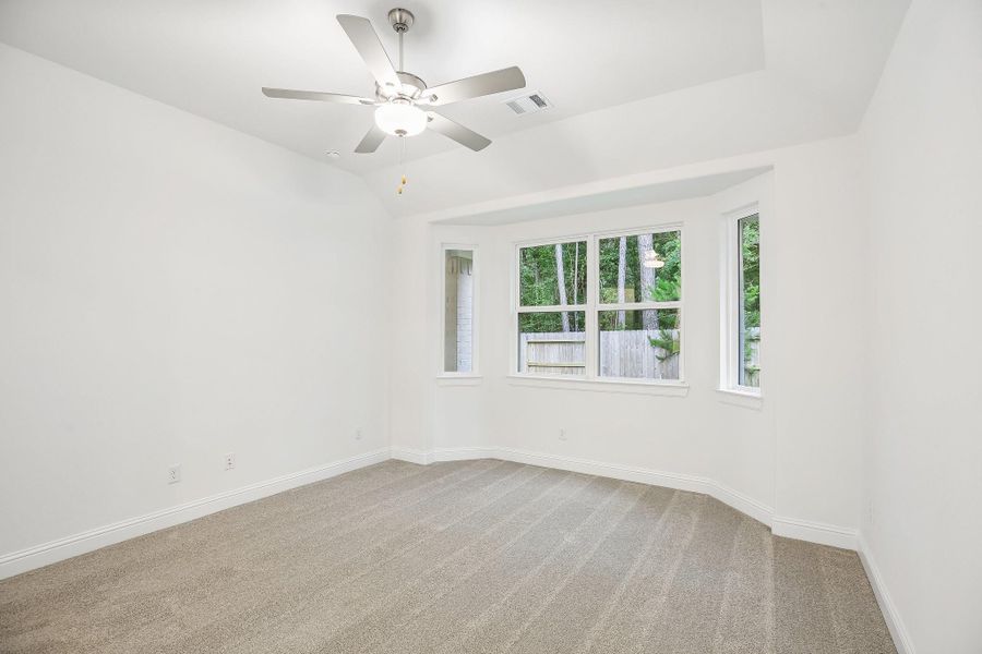 Spacious, unfurnished interior of a new home in Woodhavyn 40', Magnolia (Image 25). Spacious, unfurnished interior of a new home in Woodhavyn 40', Magnolia (Image 25).