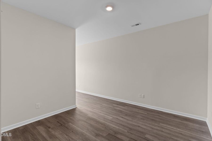 Spacious, unfurnished interior of a new home in The Knoll at White Oak, Garner (Image 15).