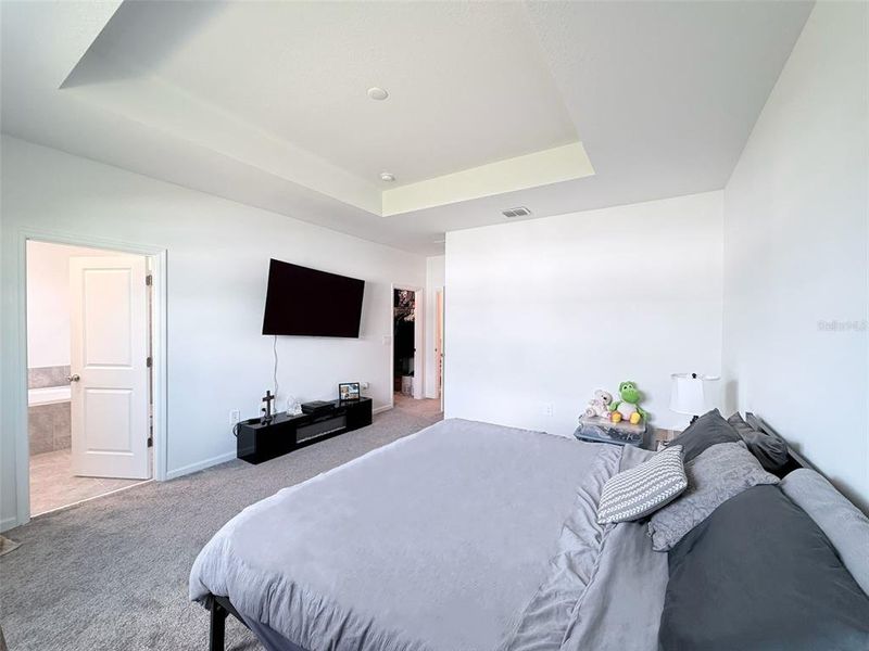 Furnished interior view inside a new home in , Davenport (Image 14).
