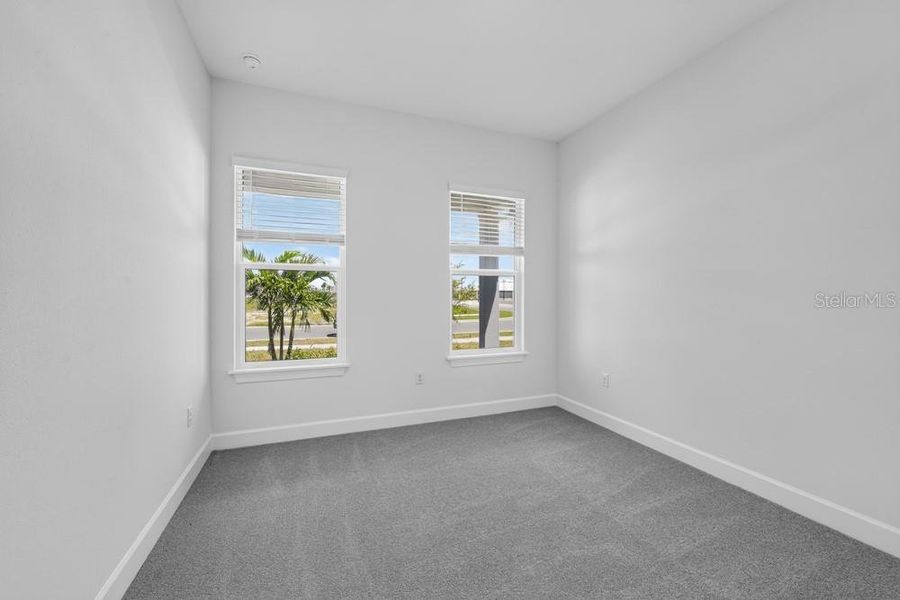 Spacious, unfurnished interior of a new home in Skye Ranch Community Group Page, Sarasota (Image 10).
