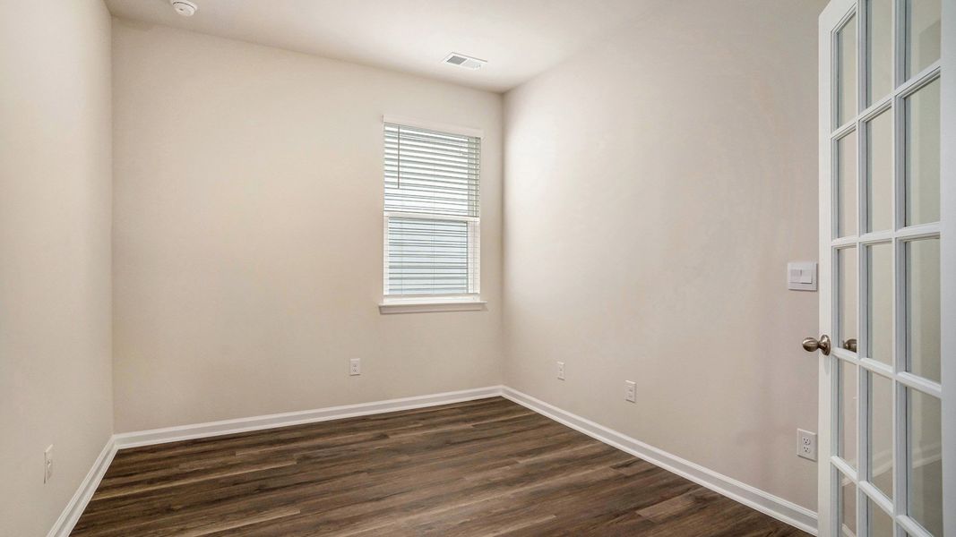 Spacious, unfurnished interior of a new home in Rich Square at Brunswick Plantation, Ash (Image 12). Spacious, unfurnished interior of a new home in Rich Square at Brunswick Plantation, Ash (Image 12).