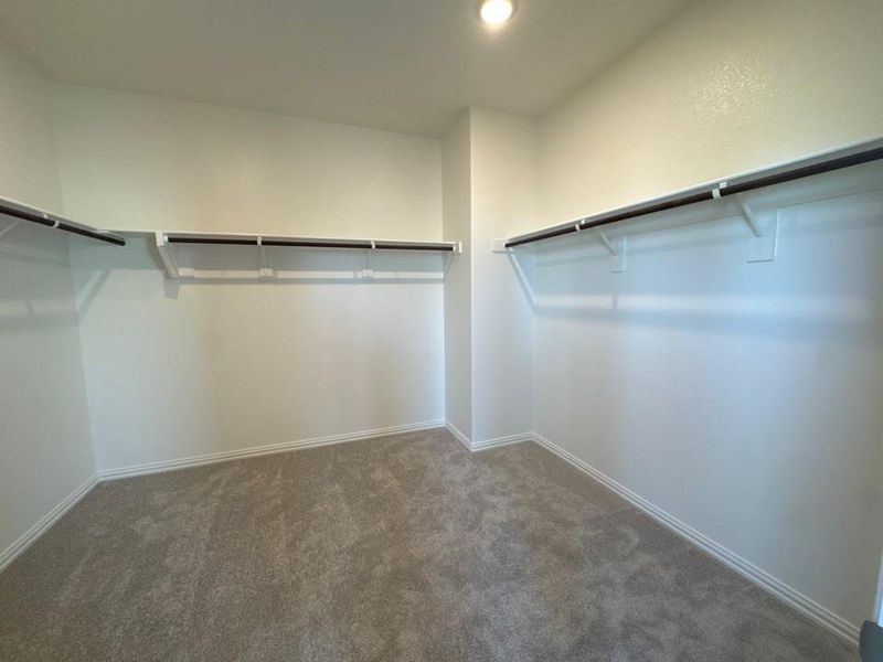 Spacious, unfurnished interior of a new home in Fairview Meadows, New Fairview (Image 11).