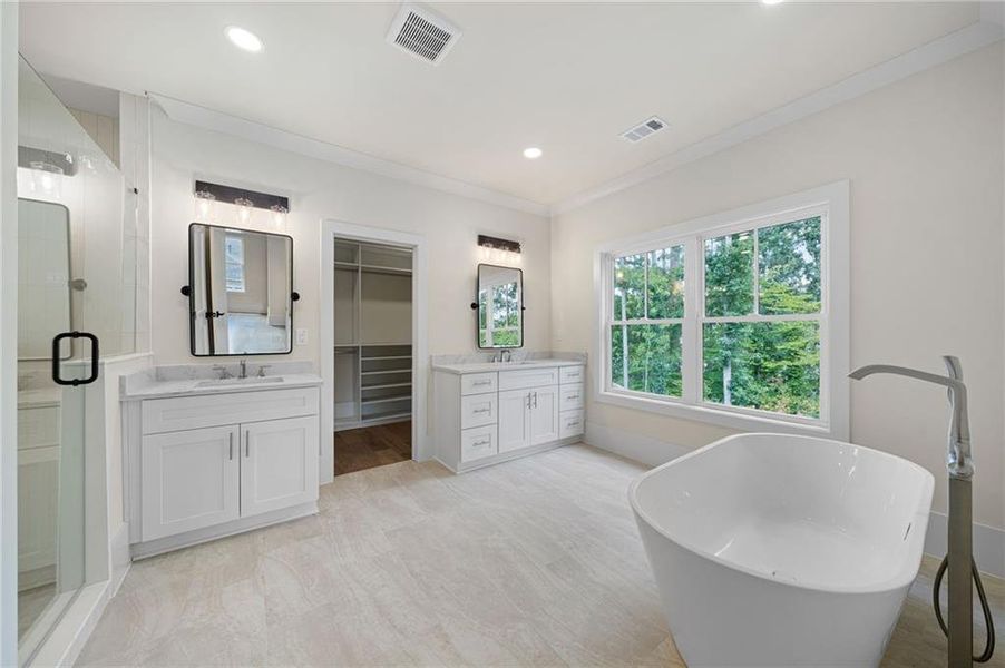Furnished interior view inside a new home in , Atlanta (Image 33).