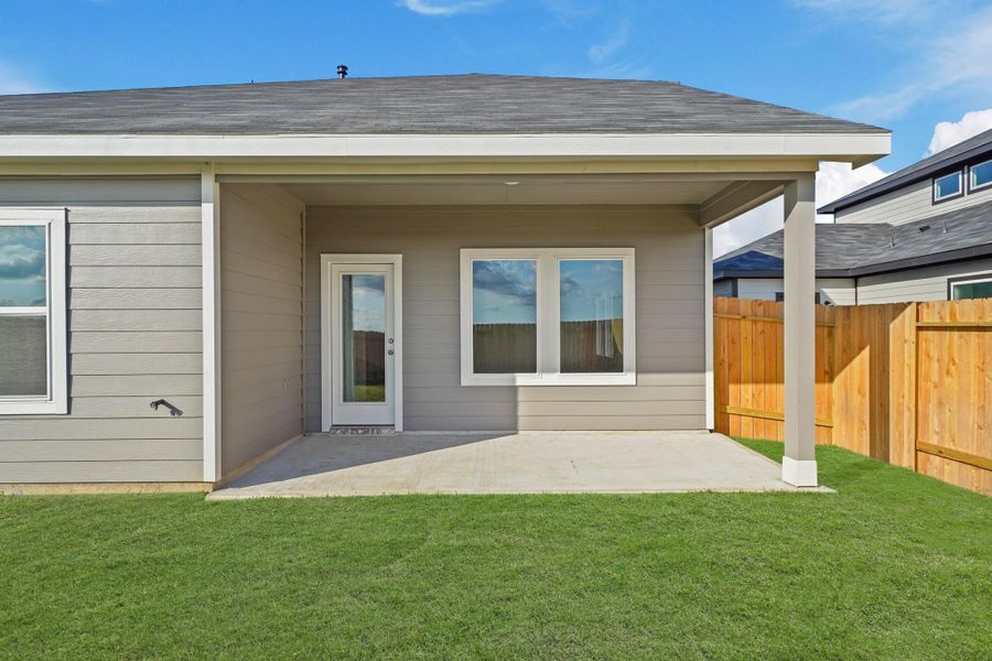 Exterior details and patio area of a home in Medina, Dayton (Image 16). Exterior details and patio area of a home in Medina, Dayton (Image 16).
