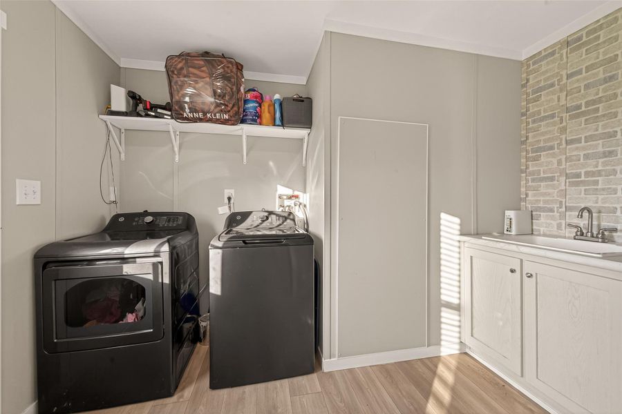 Furnished interior view inside a new home in , Cleveland (Image 5).