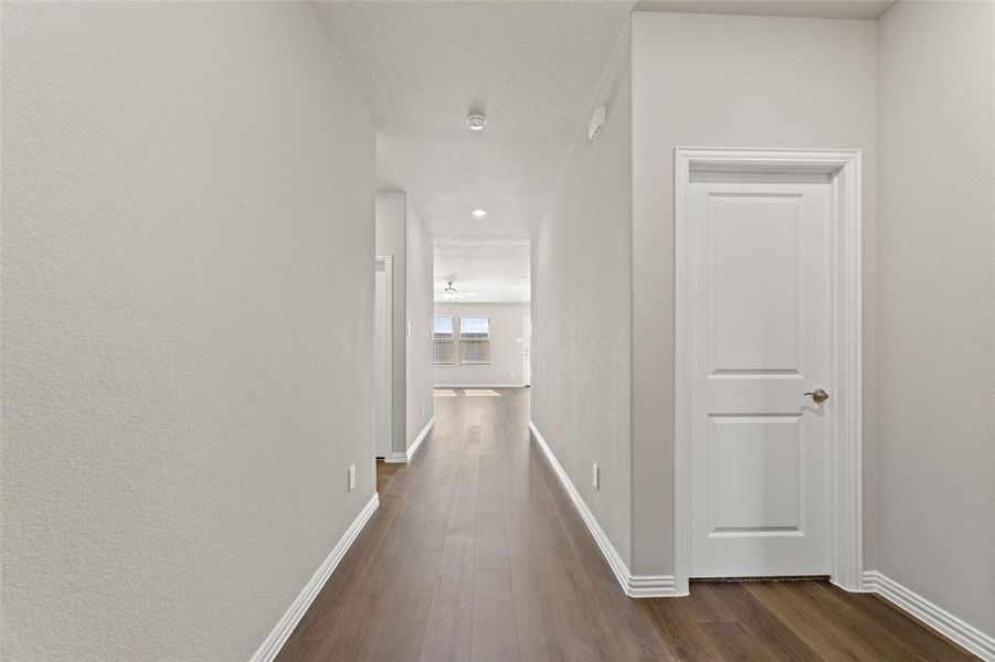 Spacious, unfurnished interior of a new home in River Ridge, Crandall (Image 19).