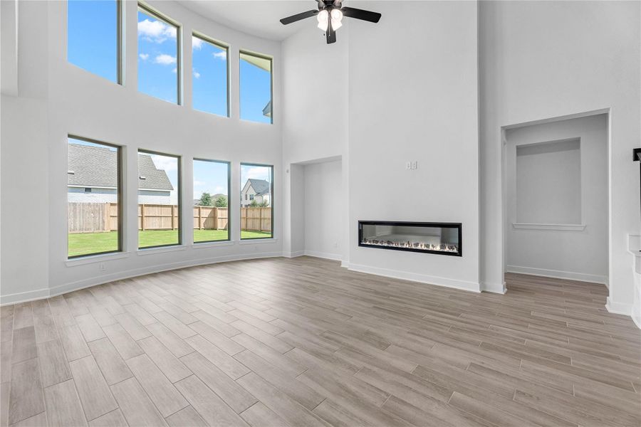 Spacious, unfurnished interior of a new home in Jordan Ranch – 60', Brookshire (Image 20). Spacious, unfurnished interior of a new home in Jordan Ranch – 60', Brookshire (Image 20).