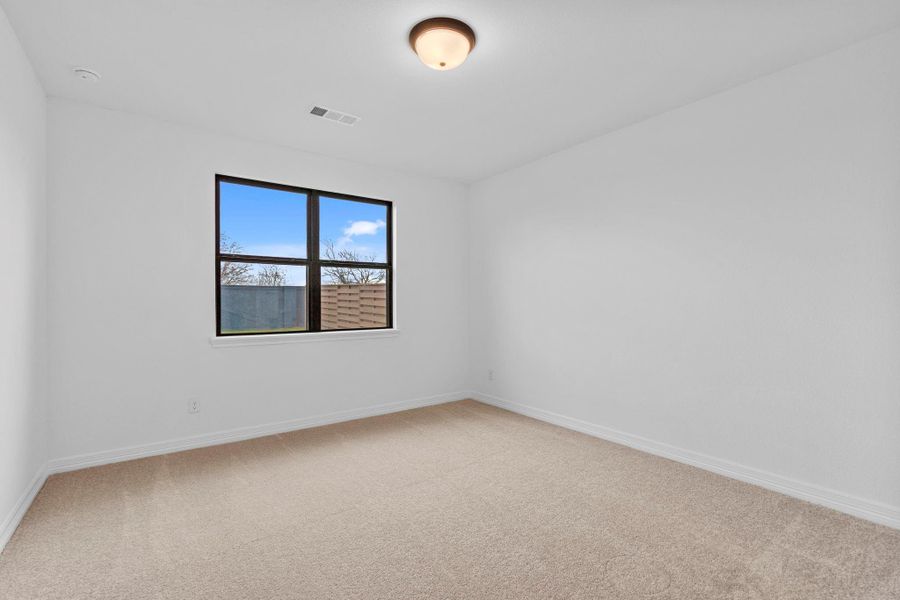 Spacious, unfurnished interior of a new home in Austin Point, Richmond (Image 26).