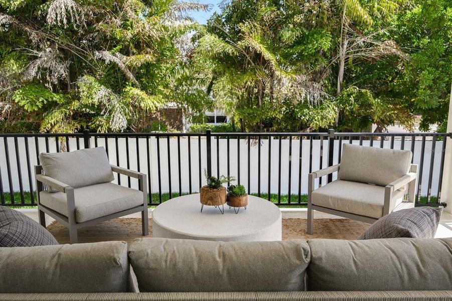 Exterior details and patio area of a home in City Homes - South Tampa, Tampa (Image 18).