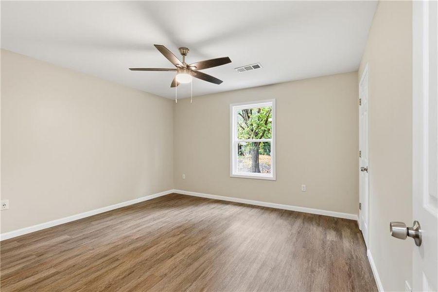 Spacious, unfurnished interior of a new home in , Toccoa (Image 37).