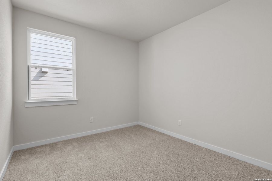 Spacious, unfurnished interior of a new home in Hiddenbrooke, Seguin (Image 30).