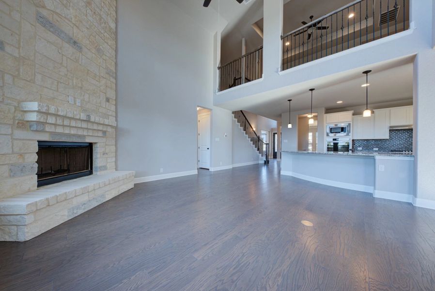 Representative unfurnished interior of a home built from the Barnett by Ashton Woods in Sunday Creek at Kinder Ranch, San Antonio (Image 23).